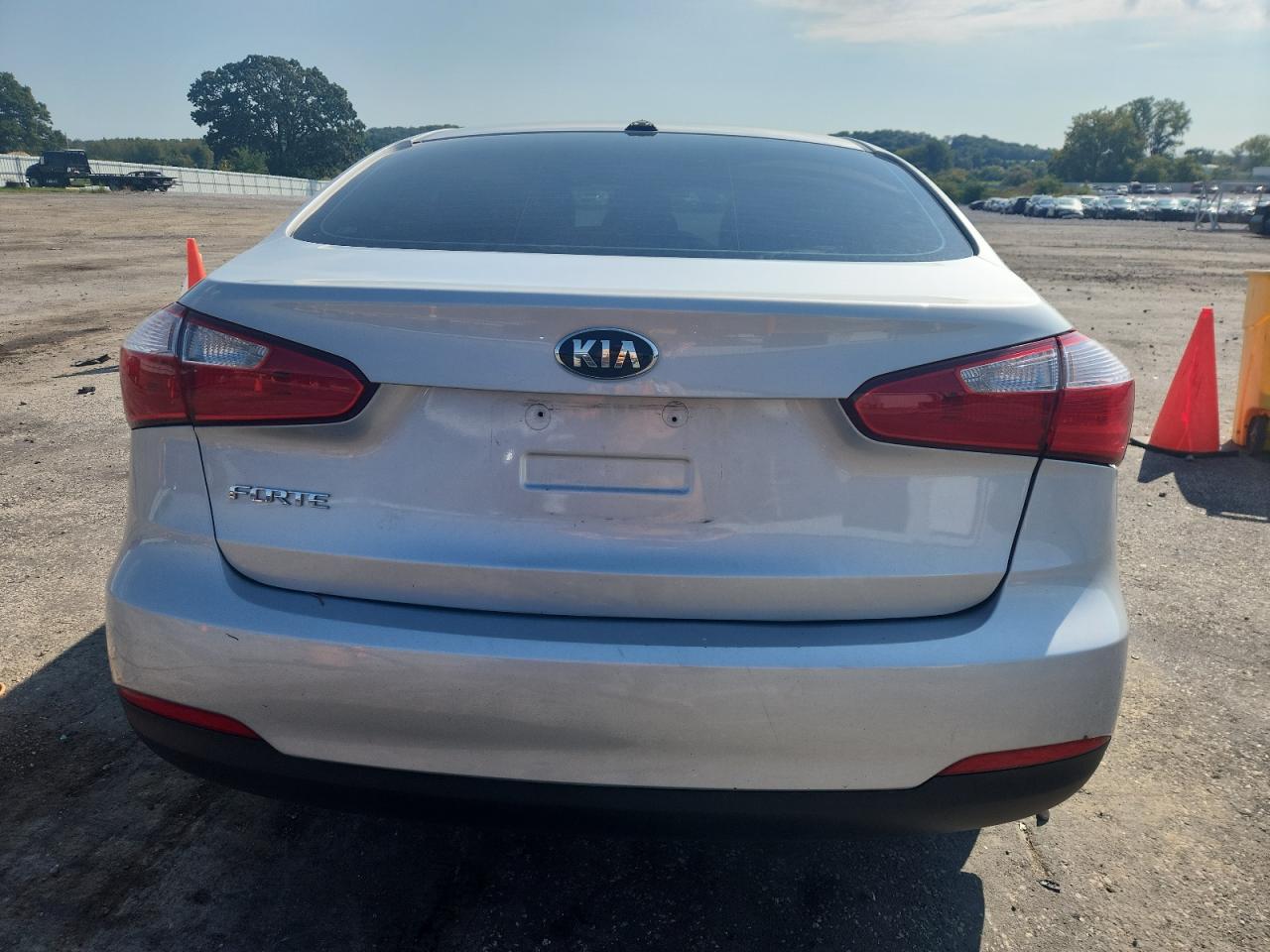 2016 Kia Forte Lx VIN: KNAFK4A65G5569919 Lot: 70676235