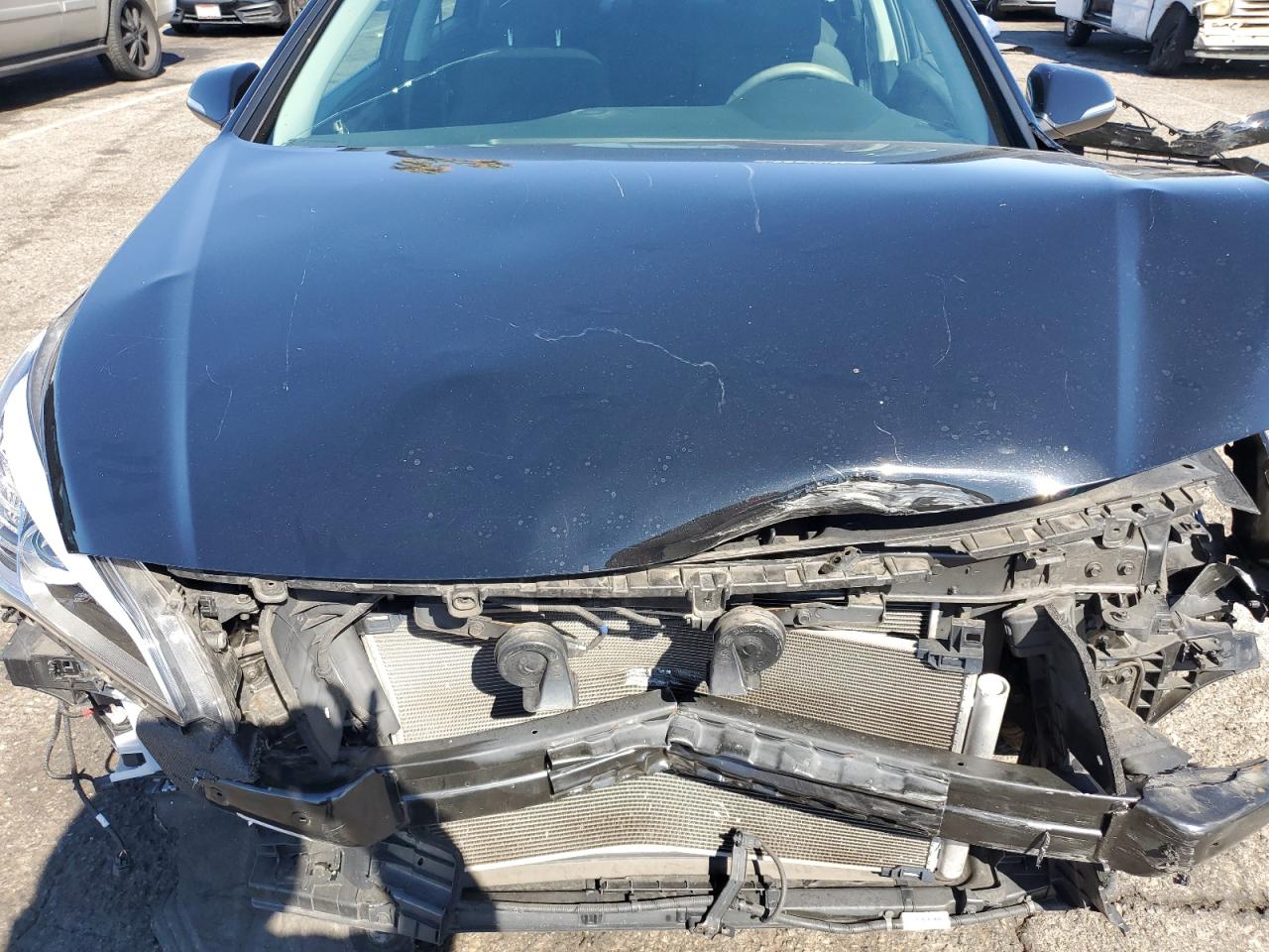 2017 Hyundai Sonata Se VIN: 5NPE24AF2HH588413 Lot: 81139815