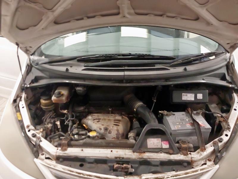2002 TOYOTA  