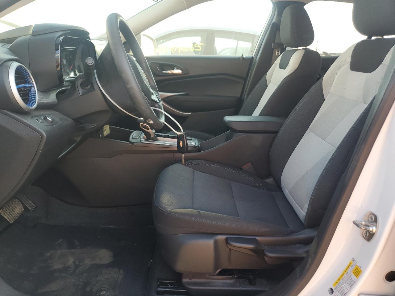 2025 Chevrolet Trax Ls VIN: KL77LFEP4SC060778 Lot: 81511655