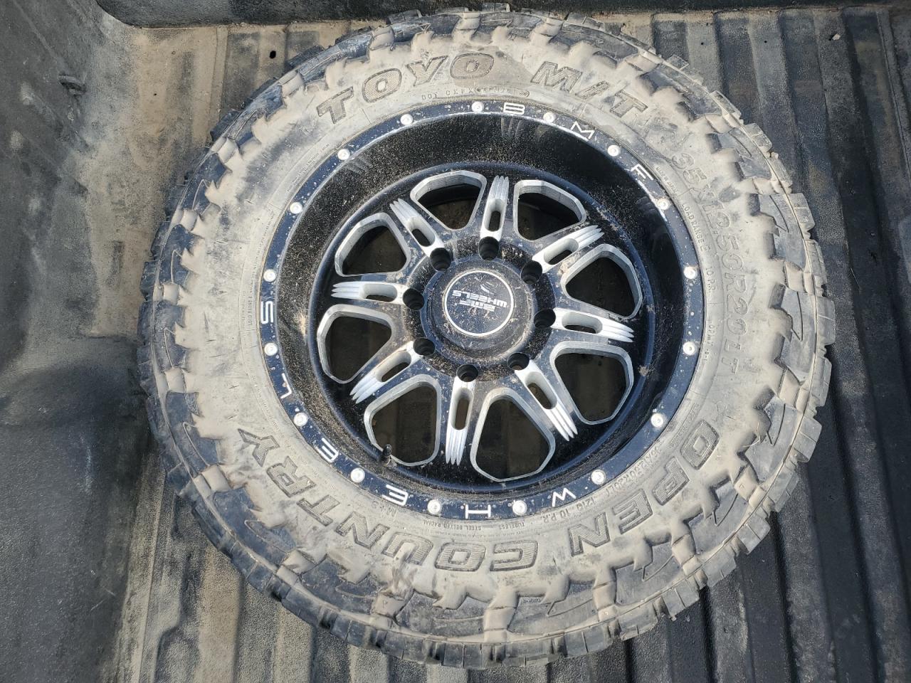 2014 GMC Sierra K2500 Denali VIN: 1GT125E84EF133472 Lot: 84477625