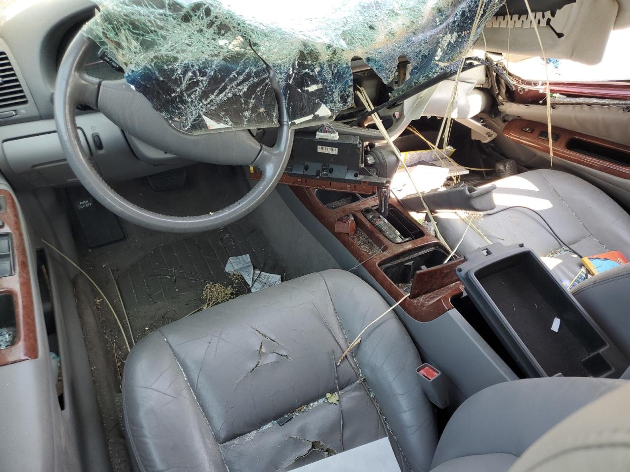 2003 Toyota Camry Le VIN: 4T1BE30K53U220952 Lot: 70885845