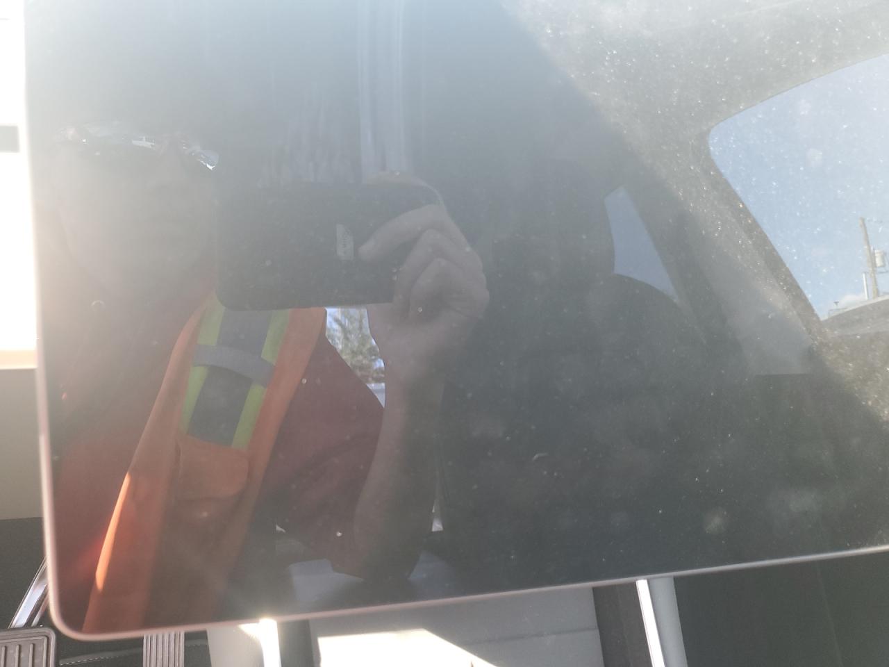 2021 Tesla Model Y VIN: 5YJYGDEEXMF077783 Lot: 70206405