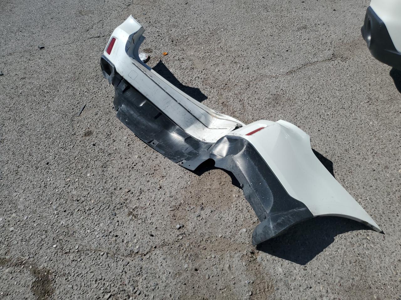 2016 Subaru Outback 2.5I Limited VIN: 4S4BSANC6G3296562 Lot: 81661755