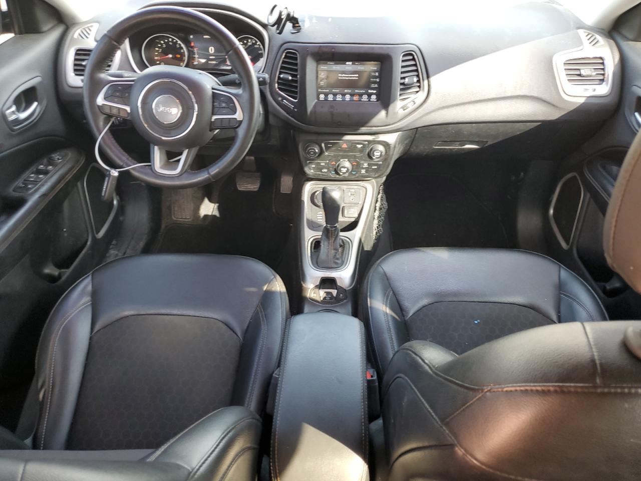 2018 Jeep Compass Latitude VIN: 3C4NJDBB6JT143080 Lot: 81753445