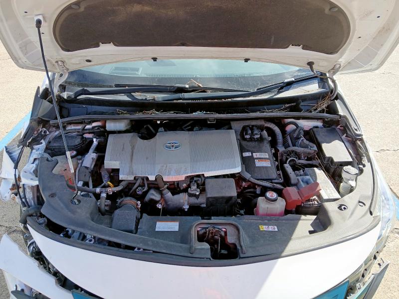 2017 TOYOTA PRIUS BUSINESS ED + PHEV 