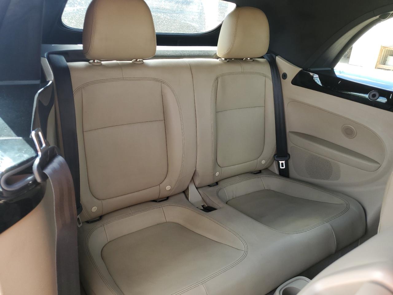 2013 Volkswagen Beetle VIN: 3VW5P7AT9DM832472 Lot: 81891665