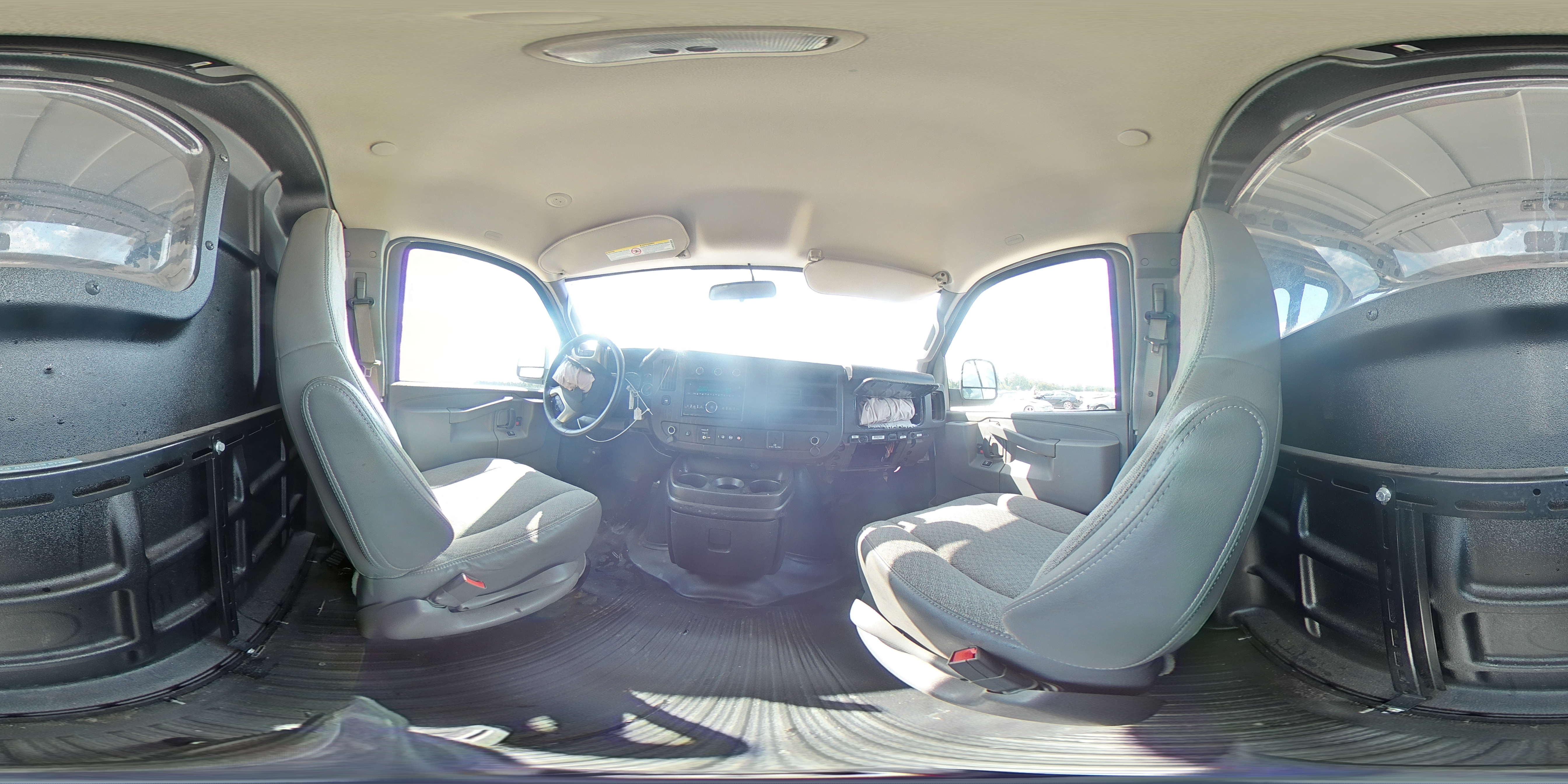2020 Chevrolet Express G2500 VIN: 1GCWGAFG7L1275413 Lot: 81514185