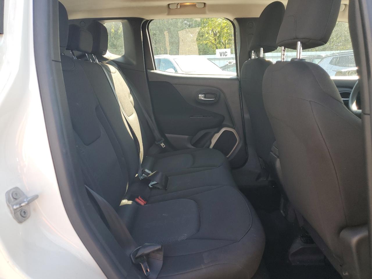 2015 Jeep Renegade Sport VIN: ZACCJBAT0FPC16979 Lot: 71081015