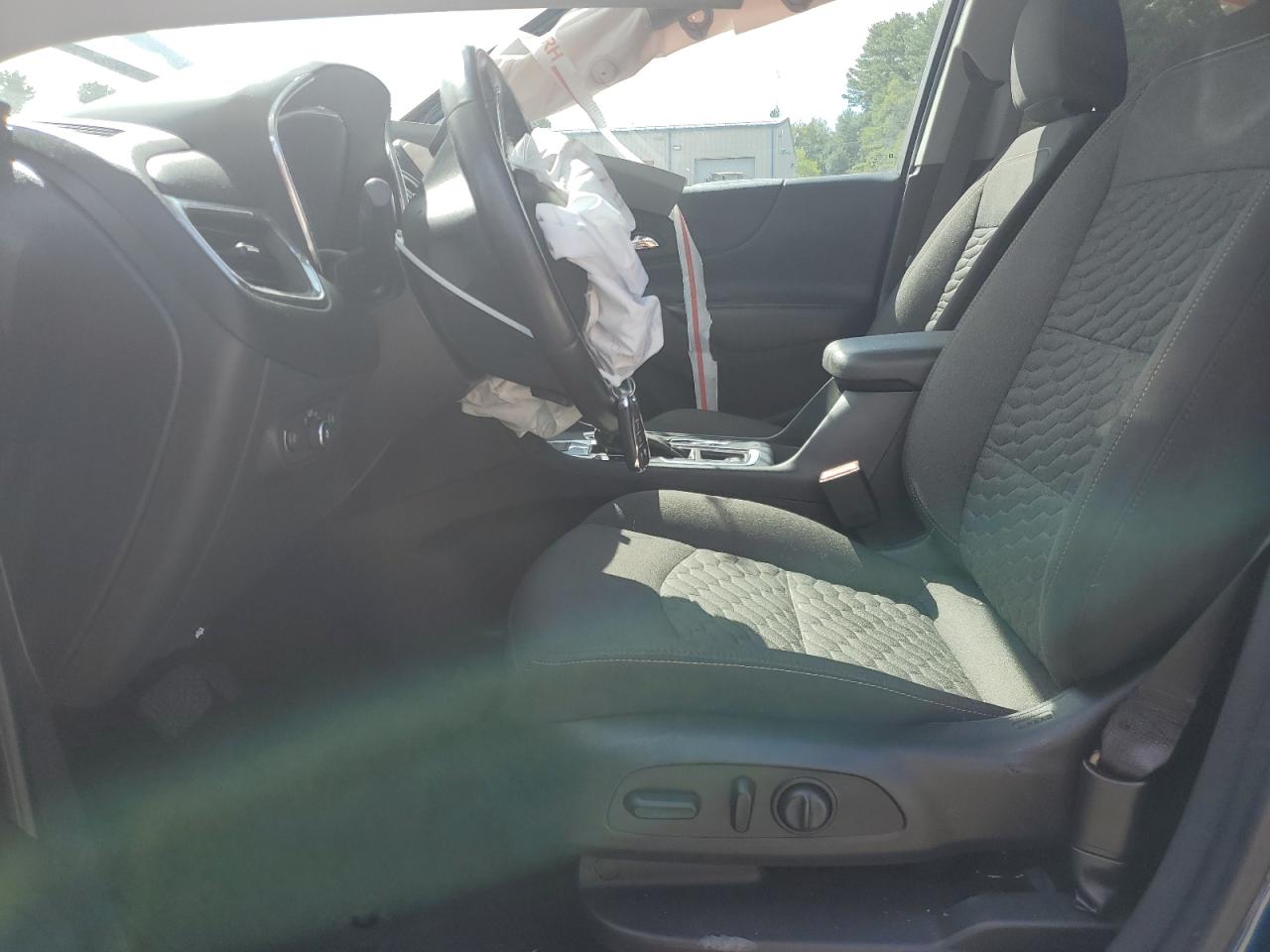 2020 Chevrolet Equinox Lt VIN: 3GNAXUEV2LL320849 Lot: 81211265