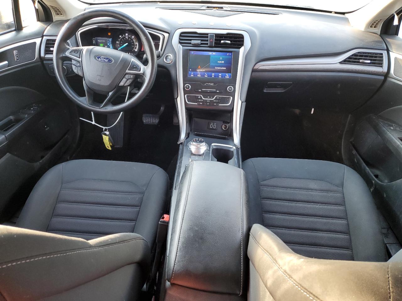 2019 Ford Fusion Se VIN: 3FA6P0LU8KR166733 Lot: 80105635