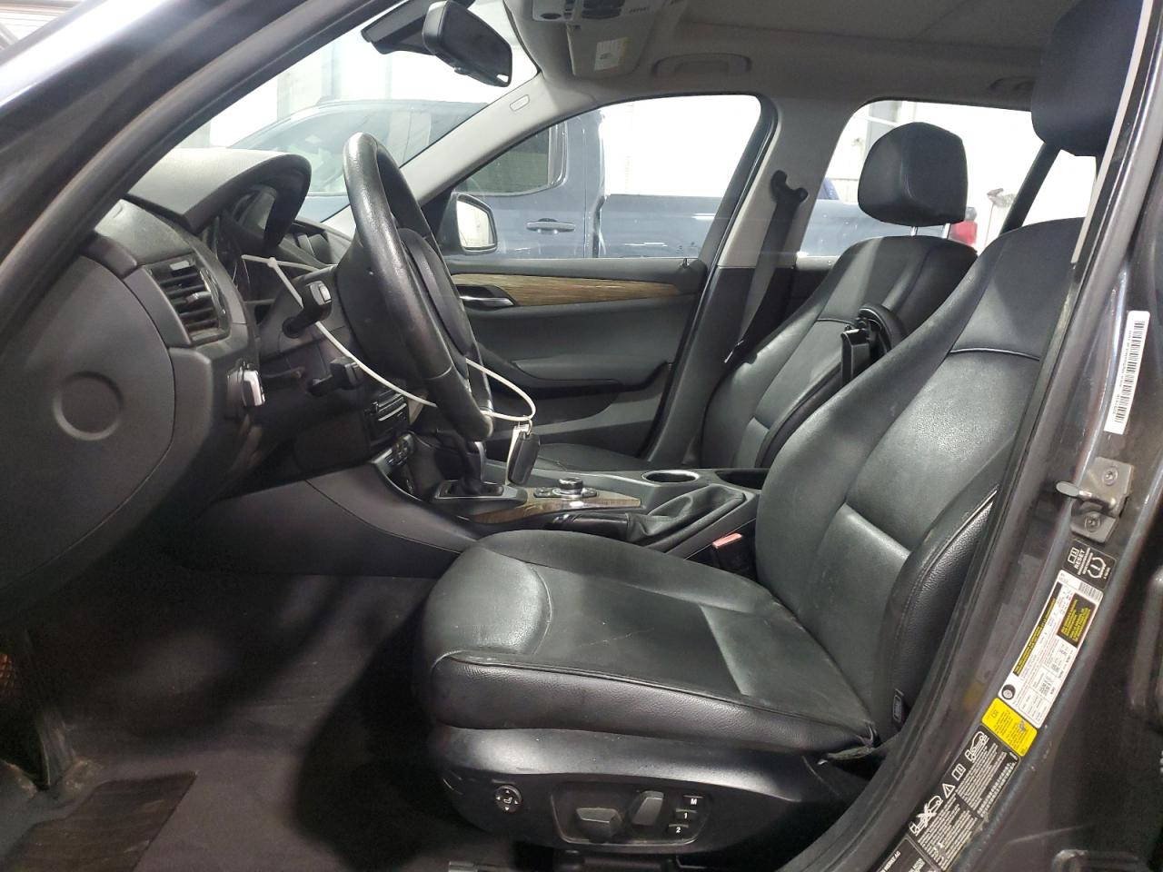 2015 BMW X1 xDrive28I VIN: WBAVL1C59FVY25814 Lot: 83848325