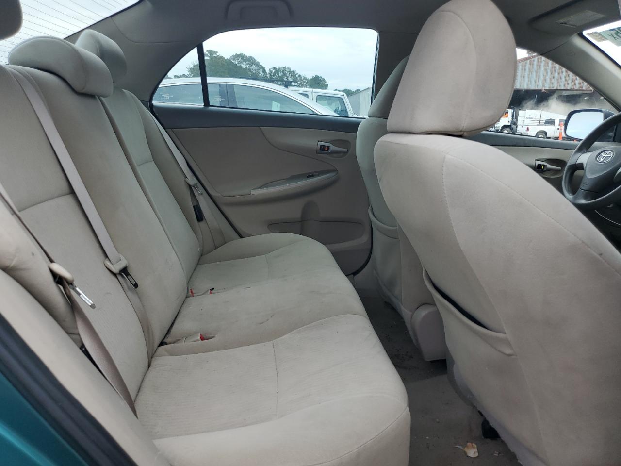 2010 Toyota Corolla Base VIN: 1NXBU4EE9AZ275008 Lot: 82083405