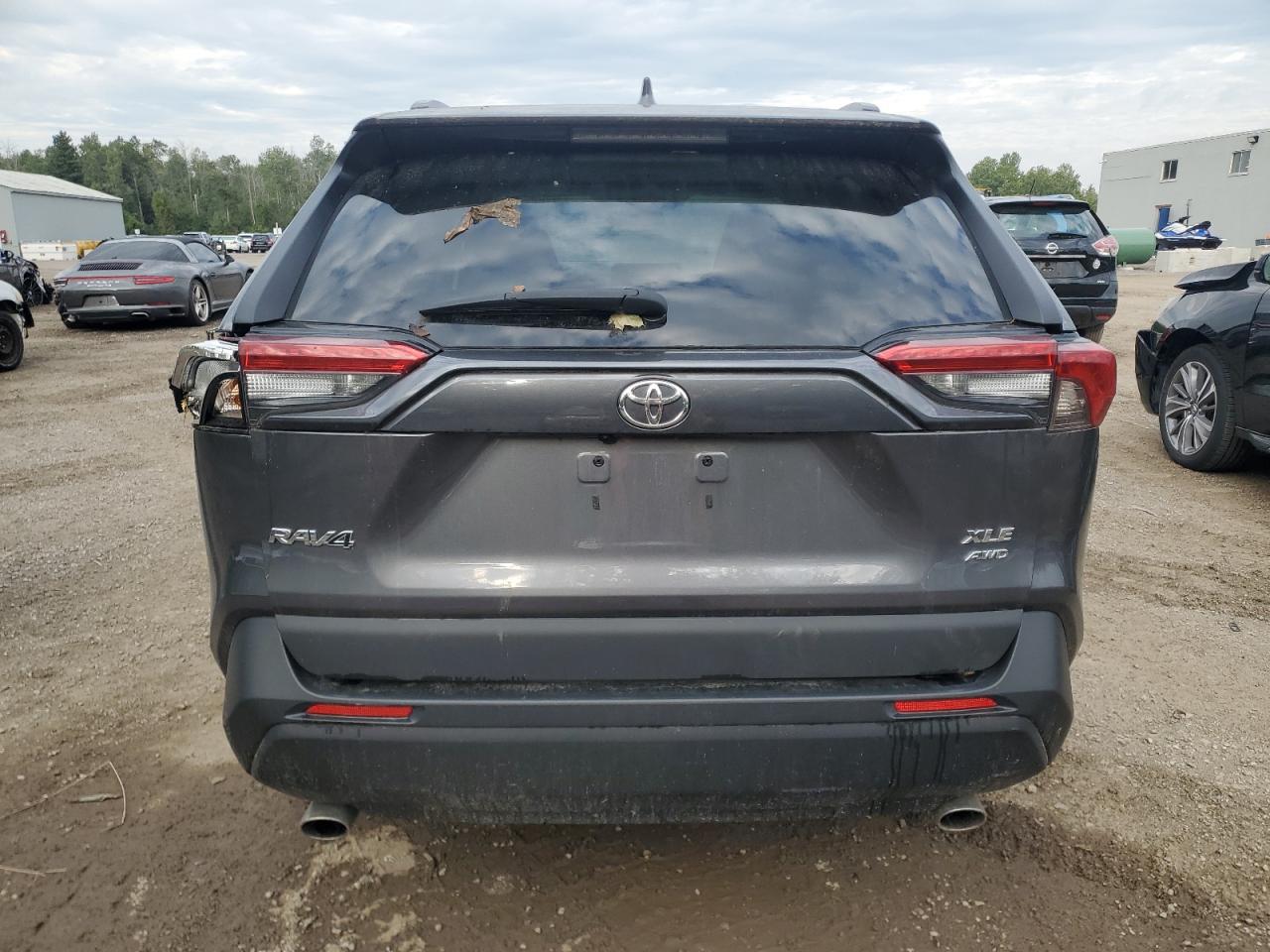 2021 Toyota Rav4 Xle VIN: 2T3R1RFV2MC195081 Lot: 71664785