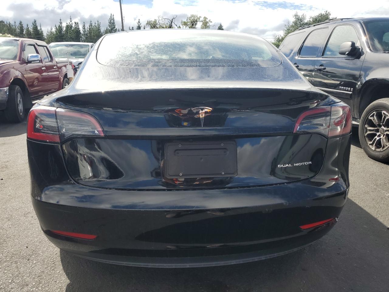 2023 Tesla Model 3 VIN: 5YJ3E1EB7PF633962 Lot: 84413215