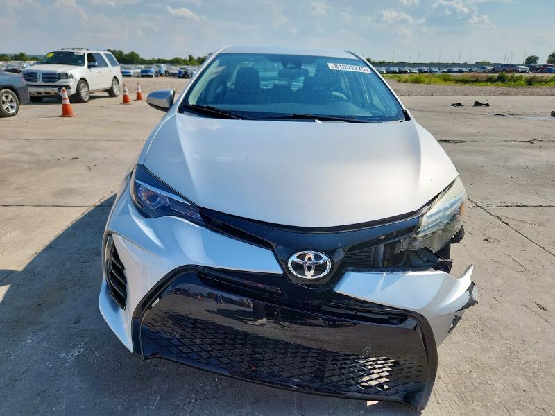  TOYOTA COROLLA 2017 Серебристый