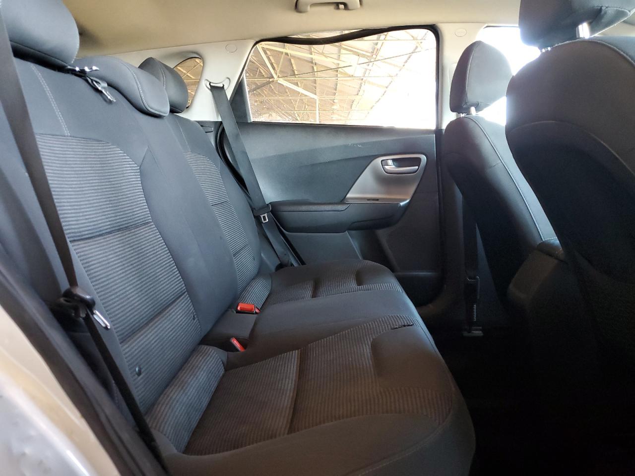 2020 Kia Niro Lx VIN: KNDCB3LC3L5396169 Lot: 84001135