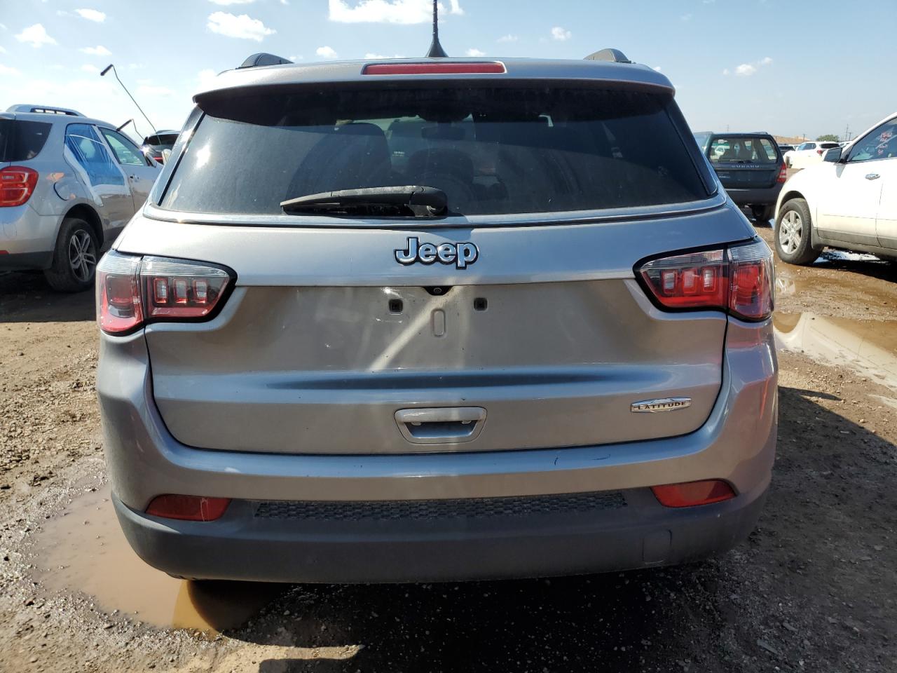 2017 Jeep Compass Latitude VIN: 3C4NJCBB1HT694151 Lot: 83947525