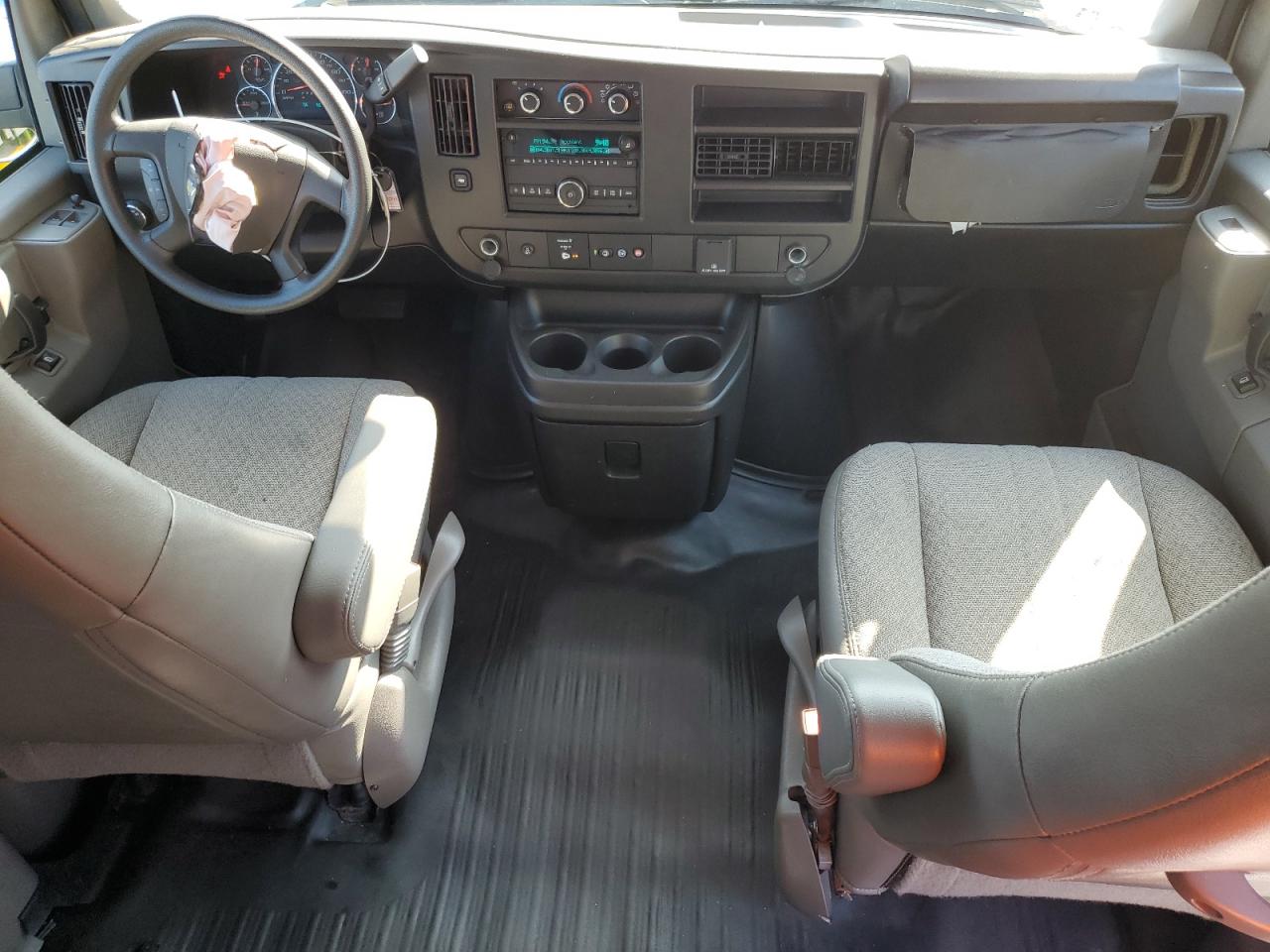 2023 Chevrolet Express G3500 Ls VIN: 1GAZGNFP3P1234182 Lot: 84396065