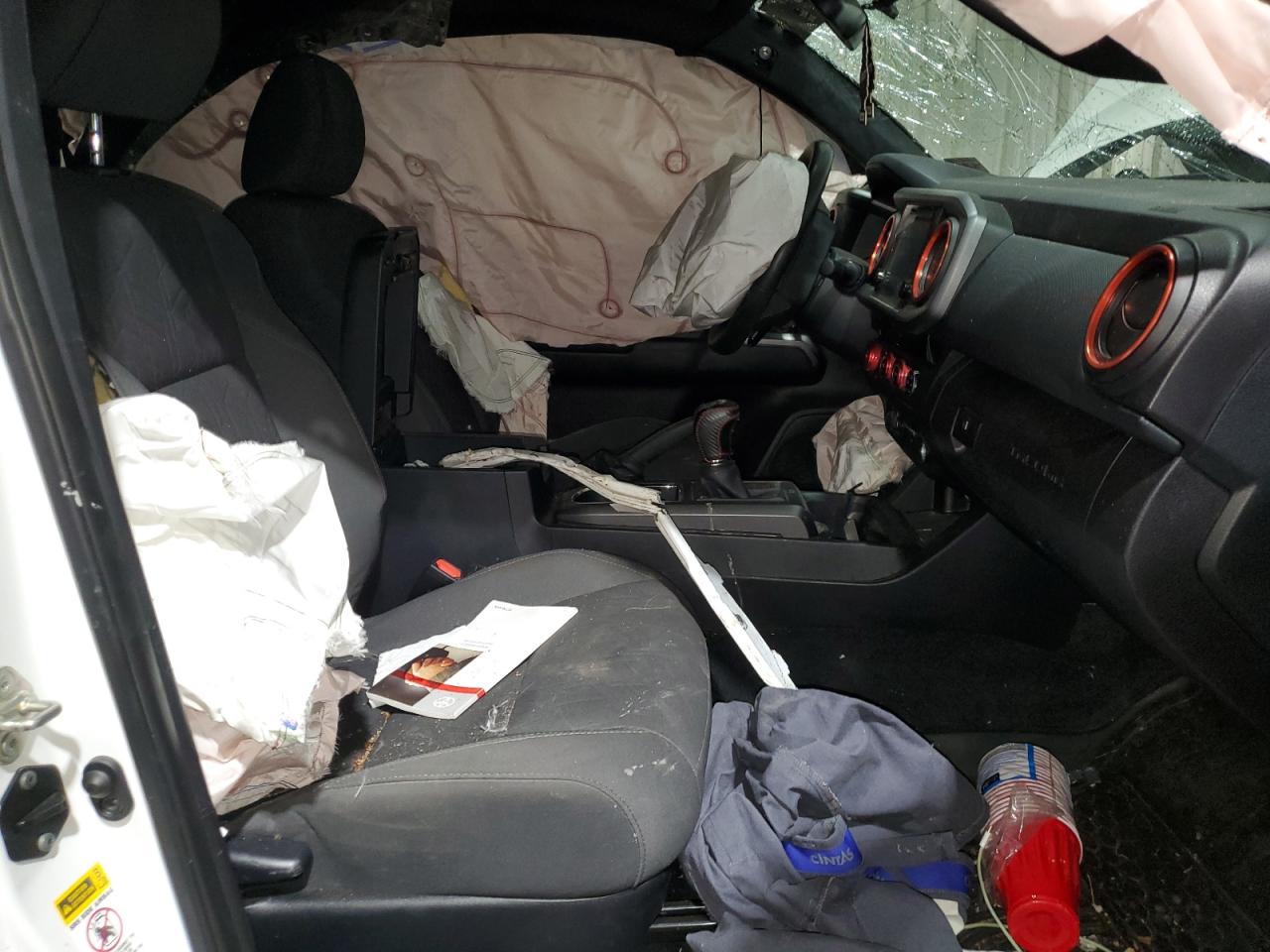 2017 Toyota Tacoma Access Cab VIN: 5TFSZ5AN2HX051170 Lot: 80456065