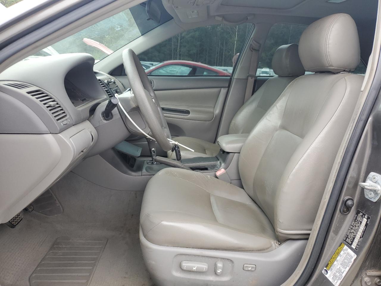 2005 Toyota Camry VIN: 4T1BE32KX5U540297 Lot: 81882295