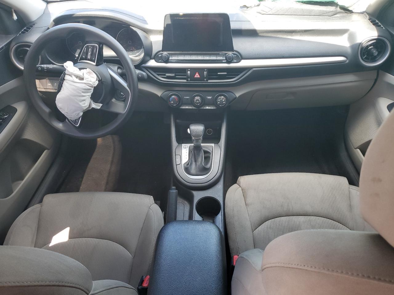 2020 Kia Forte Fe VIN: 3KPF24AD1LE141359 Lot: 83835065