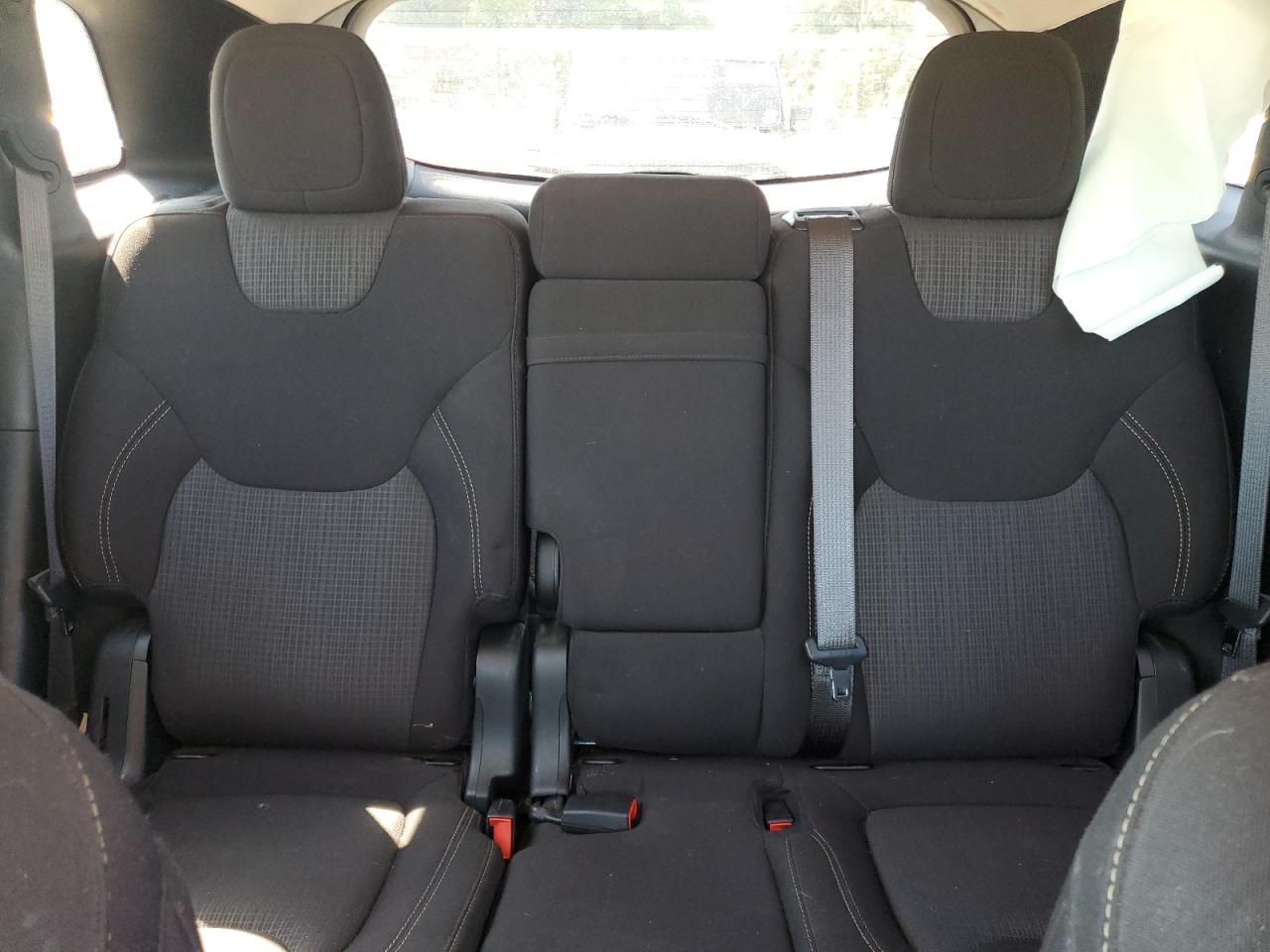 2017 Jeep Cherokee Latitude VIN: 1C4PJLCB0HW640793 Lot: 81141045