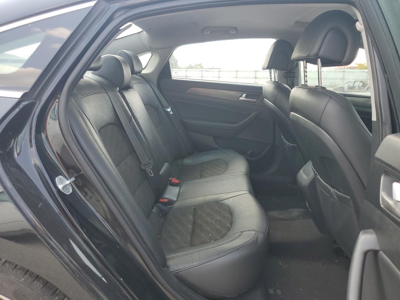 2016 Hyundai Sonata Sport VIN: 5NPE34AF5GH420549 Lot: 71151895