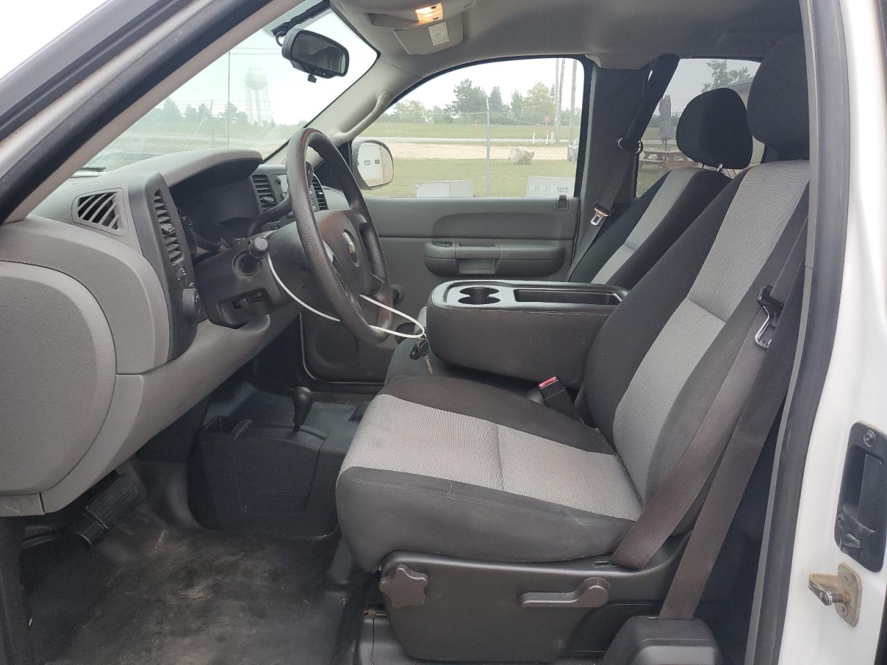 2008 Chevrolet Silverado K1500 VIN: 1GCEK190X8E187660 Lot: 80797995