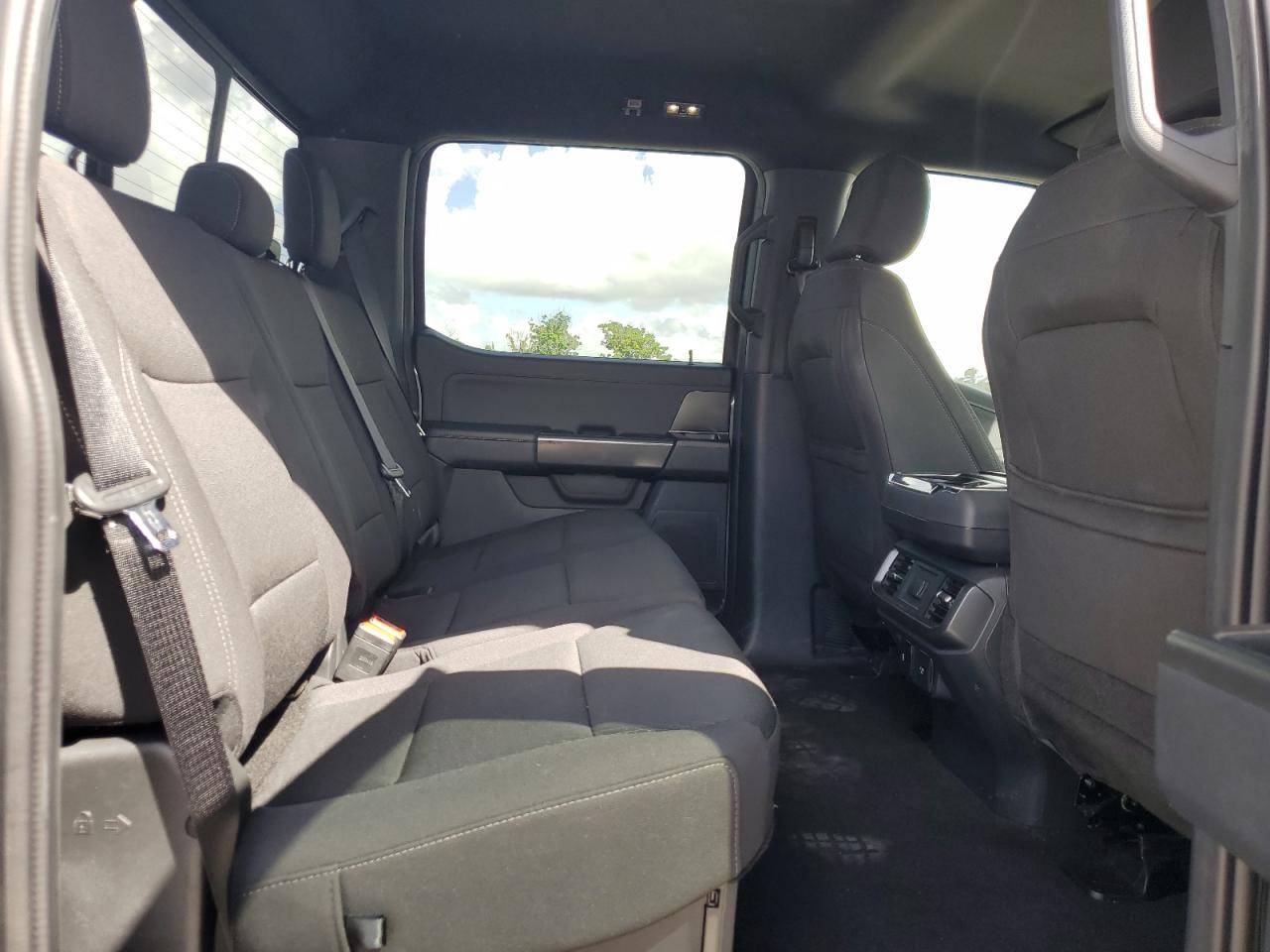 2024 Ford F150 Xlt VIN: 1FTFW3LD3RFB05571 Lot: 84027775