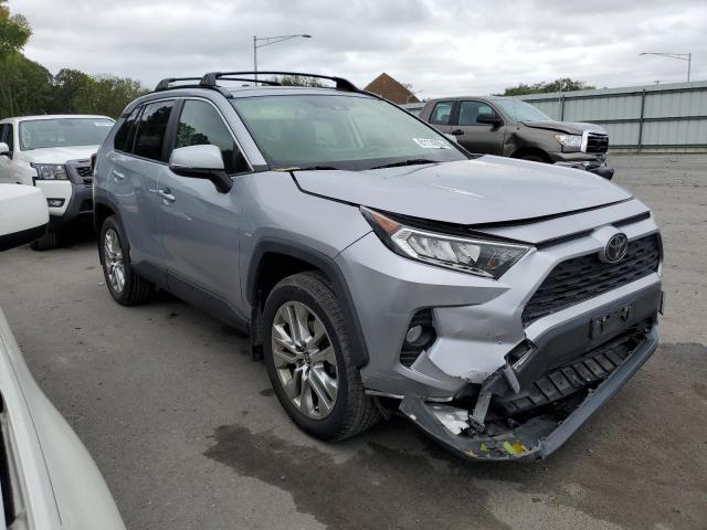  TOYOTA RAV4 2021 Серебристый