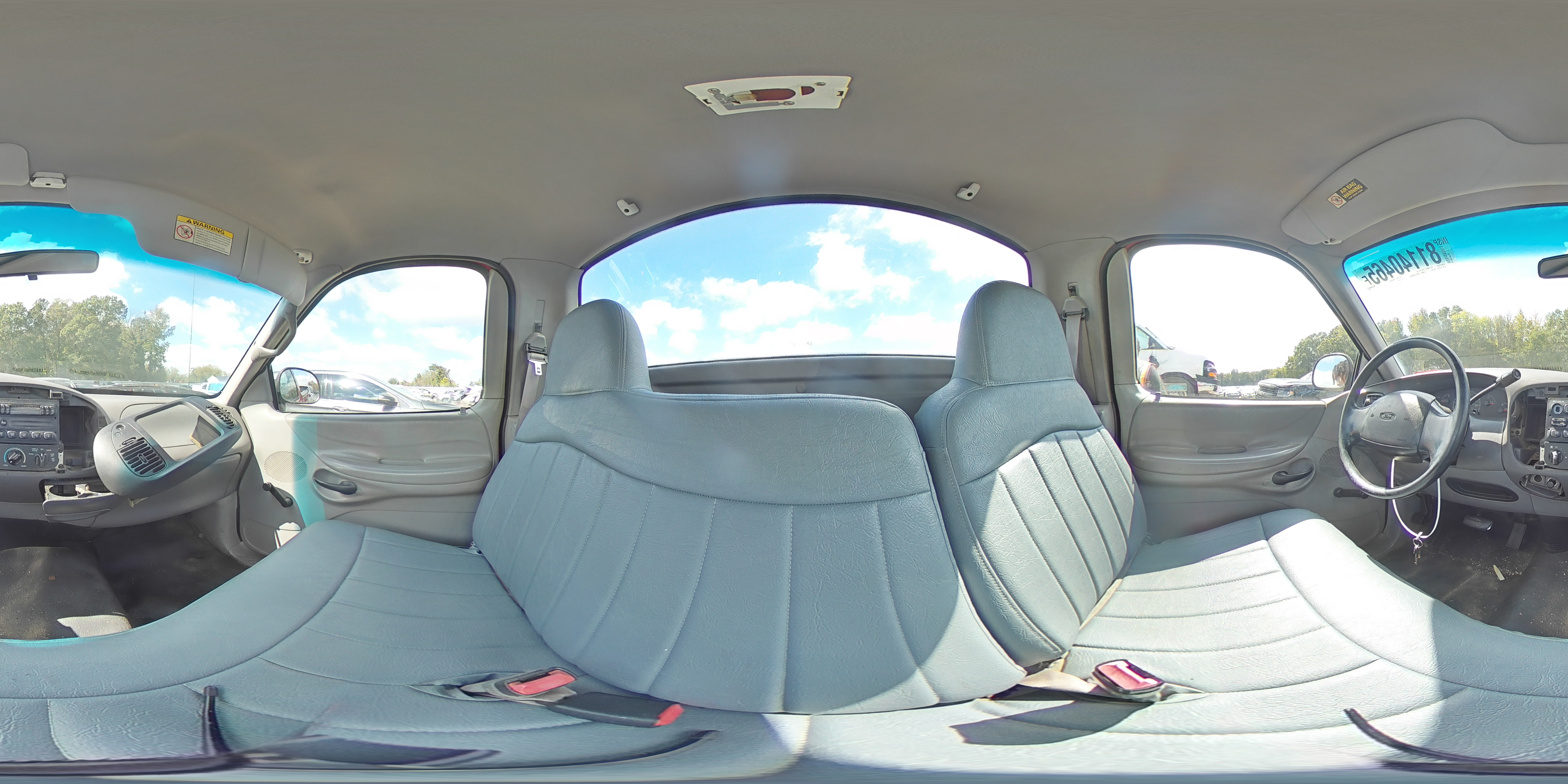 1998 Ford F250 VIN: 1FTPF276XWNA45638 Lot: 81140465