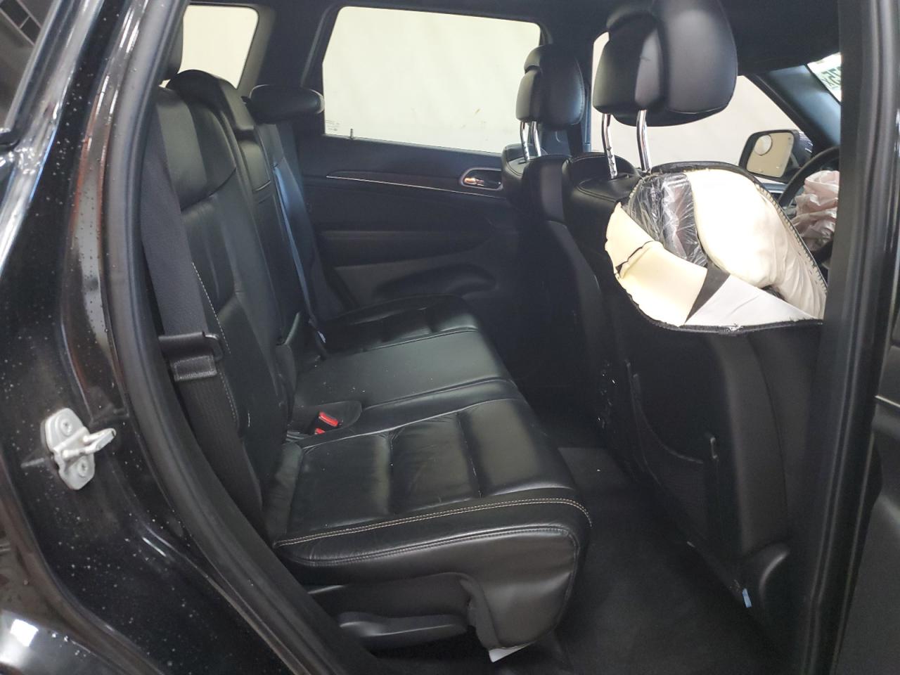 2015 Jeep Grand Cherokee Limited VIN: 1C4RJFBG6FC843922 Lot: 80946875