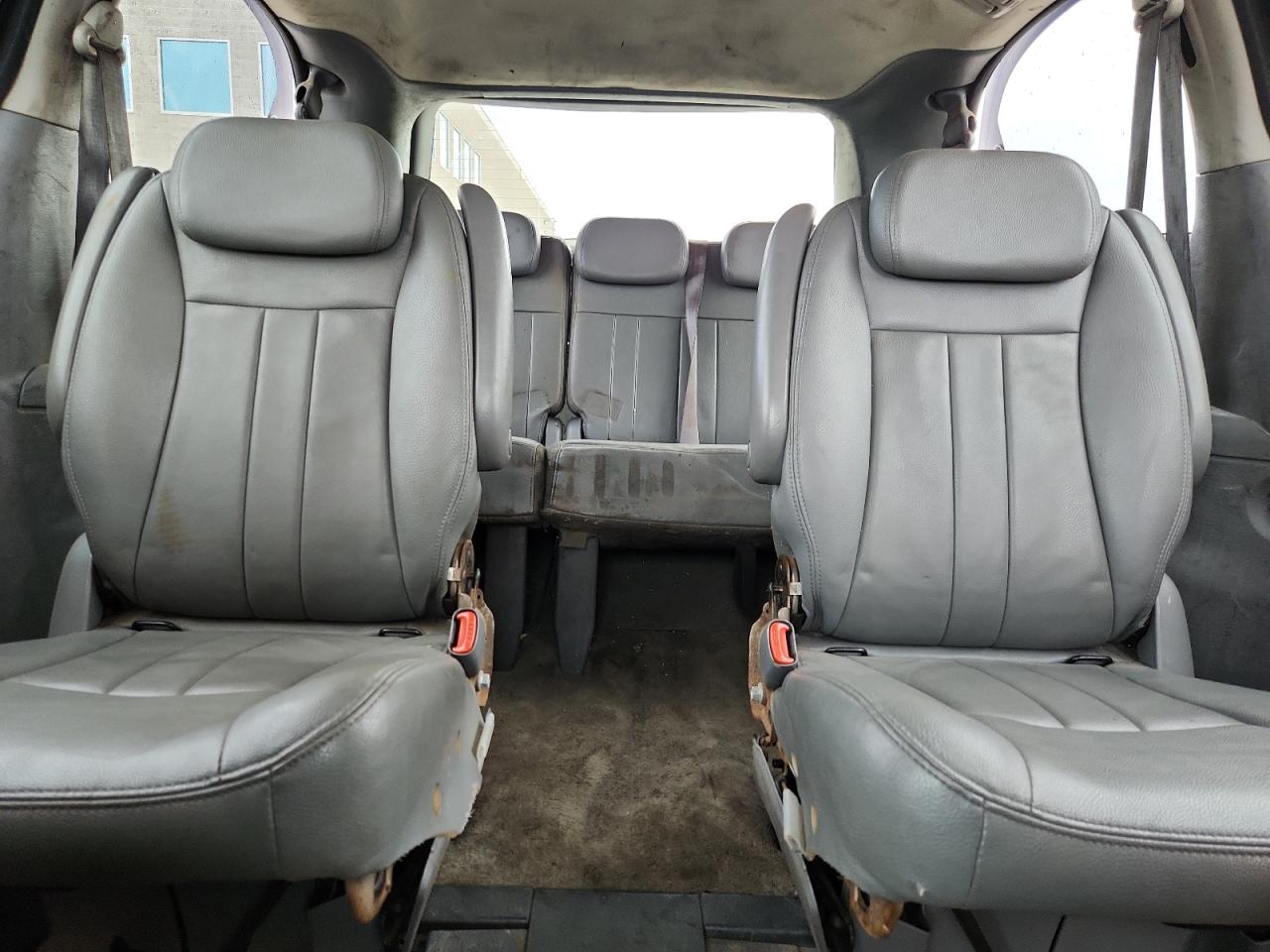 2007 Dodge Grand Caravan Sxt VIN: 2D4GP44L37R248977 Lot: 81631125