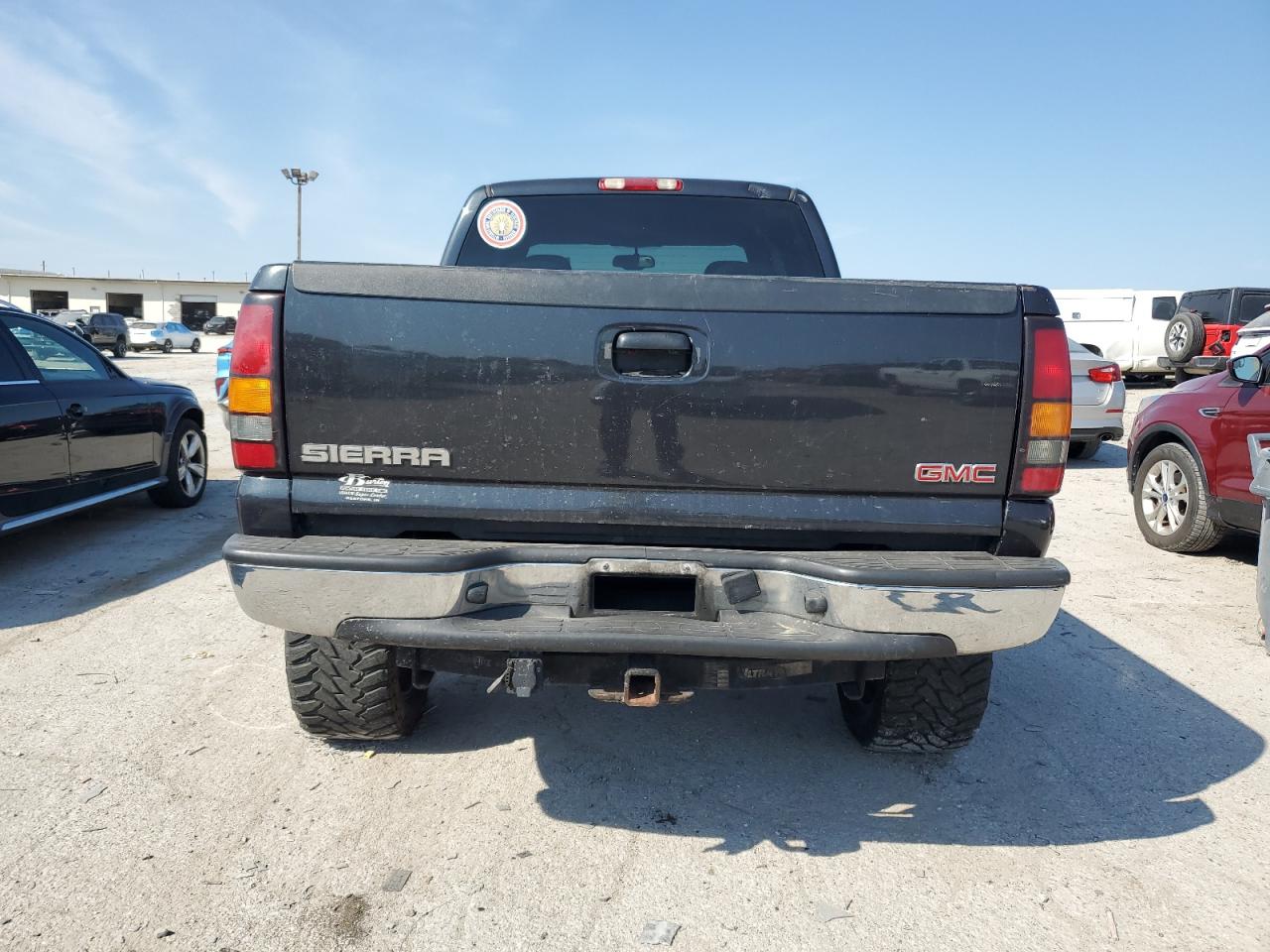 2004 GMC Sierra K2500 Heavy Duty VIN: 1GTHK29284E335710 Lot: 80188205
