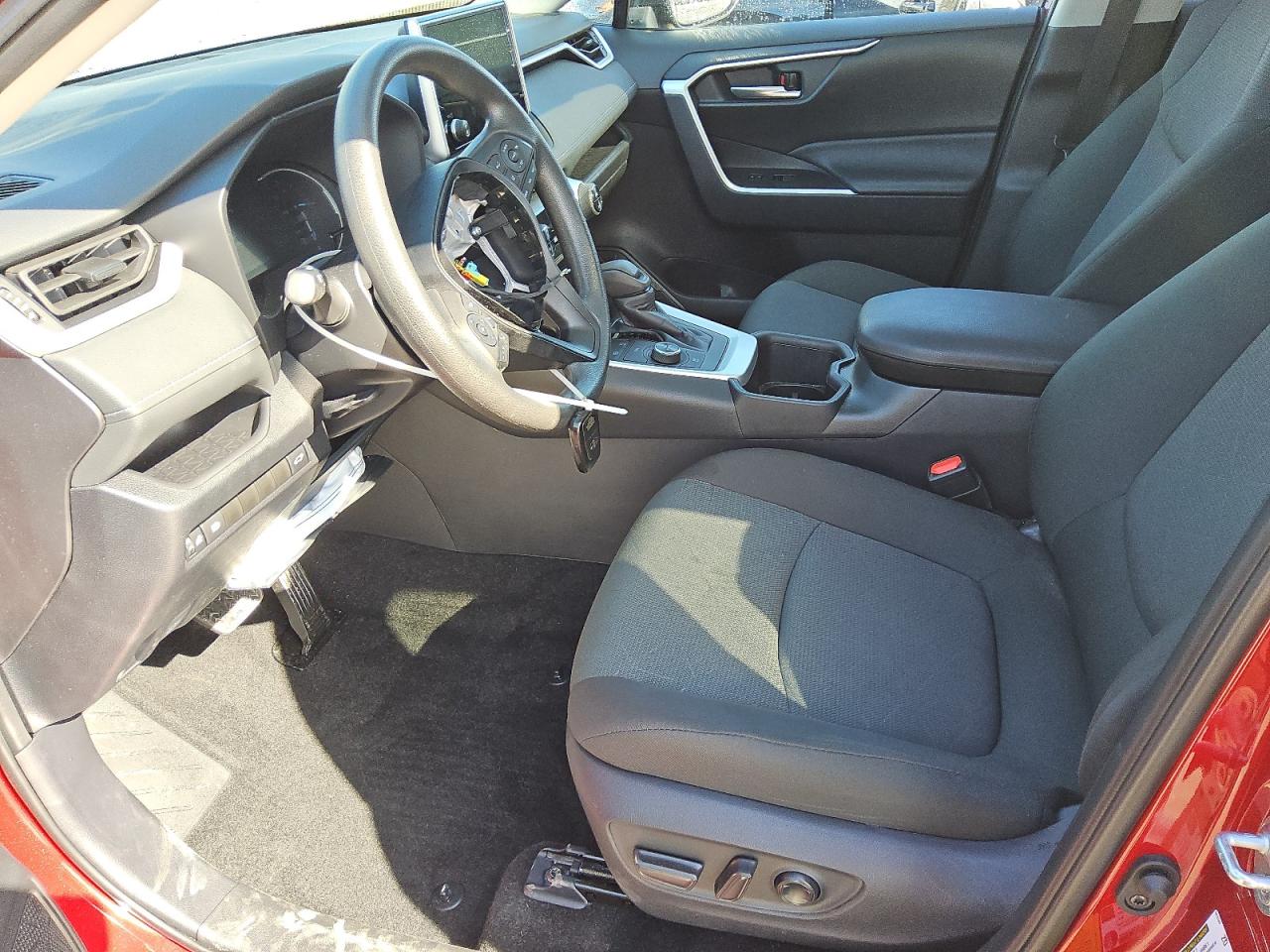 2024 Toyota Rav4 Xle VIN: 2T3RWRFV8RW235154 Lot: 80673105