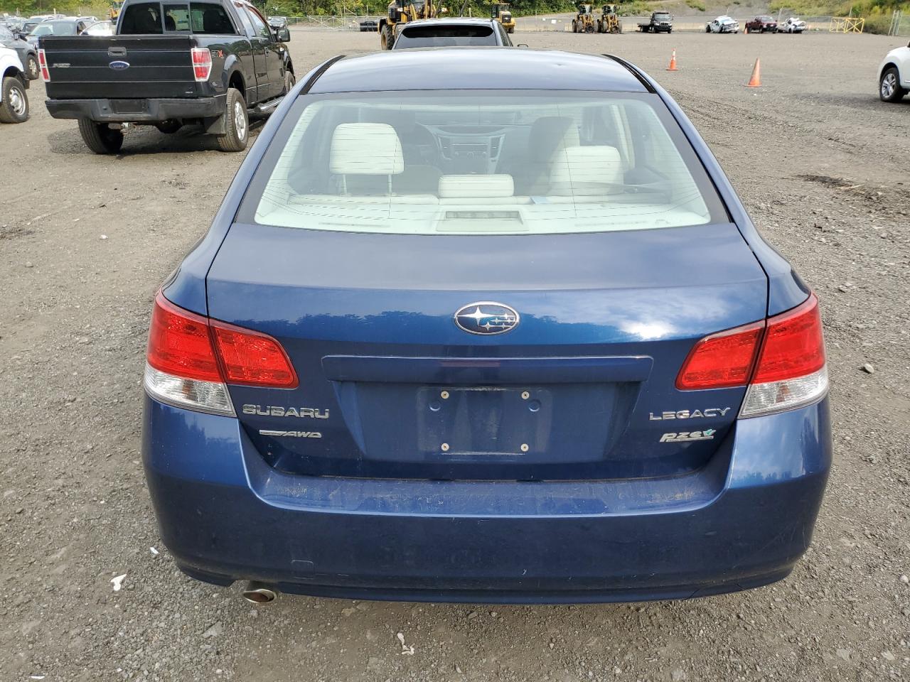 2010 Subaru Legacy 2.5I Premium VIN: 4S3BMBC61A3243065 Lot: 80881075