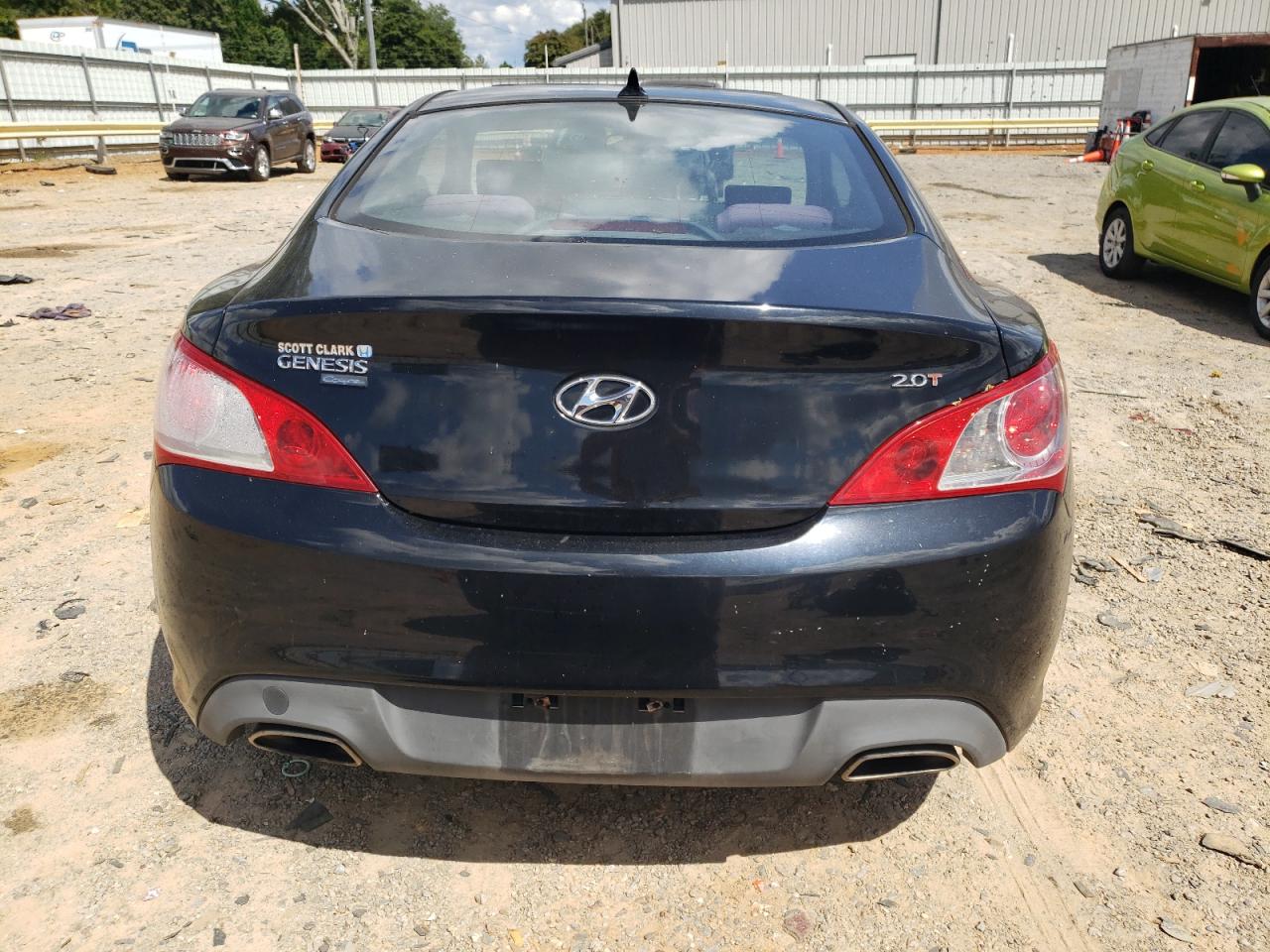 2010 Hyundai Genesis Coupe 2.0T VIN: KMHHT6KD6AU023706 Lot: 71169955