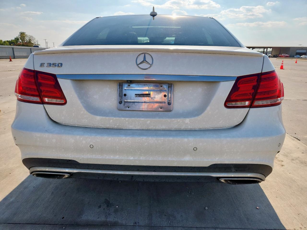 2014 Mercedes-Benz E 350 VIN: WDDHF5KBXEB061323 Lot: 81858925