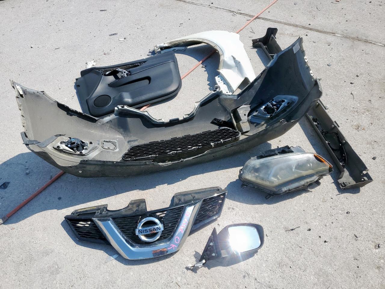 2016 Nissan Rogue S VIN: 5N1AT2MT8GC732098 Lot: 81109445