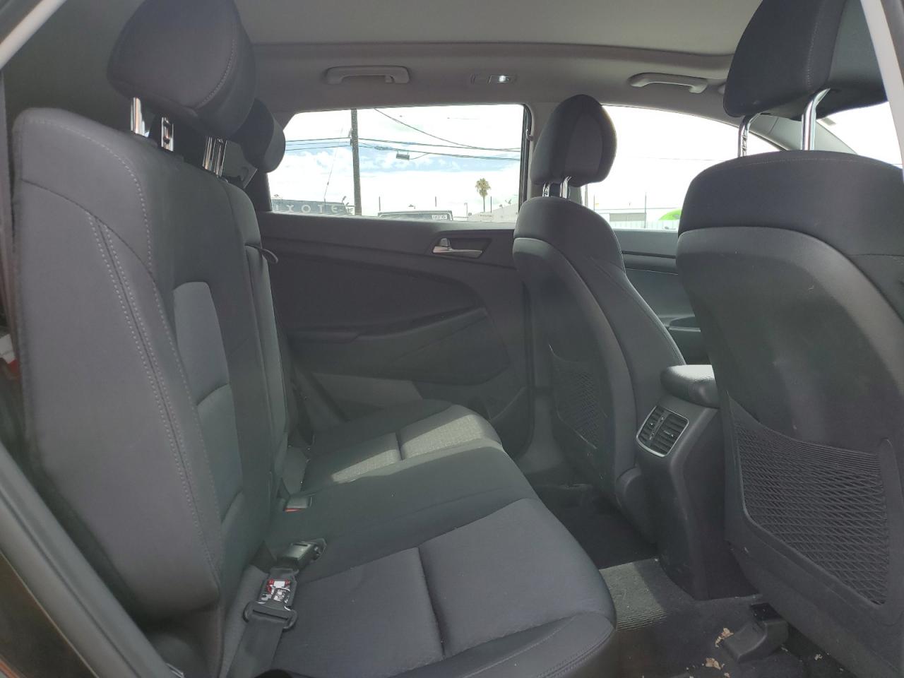 2017 Hyundai Tucson Limited VIN: KM8J3CA28HU571250 Lot: 81100705