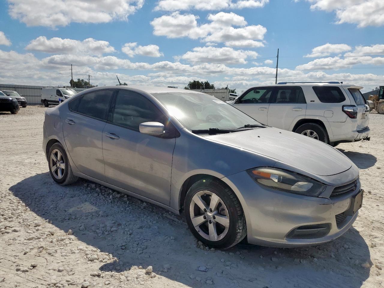2016 Dodge Dart Sxt VIN: 1C3CDFBB3GD661323 Lot: 81415395