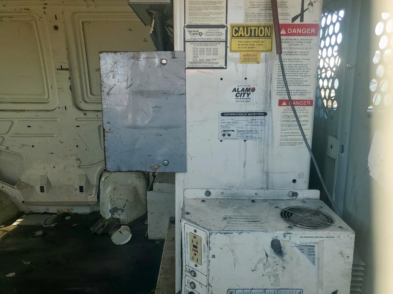 1994 Ford Econoline E350 Van VIN: 1FTJE34H5RHB20902 Lot: 84282465