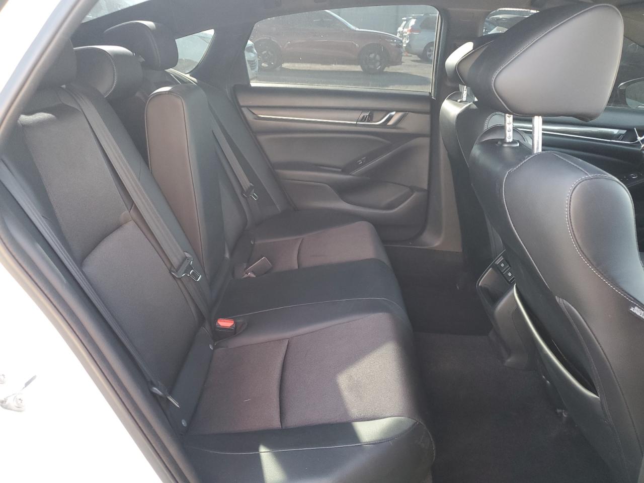 2022 Honda Accord Sport VIN: 1HGCV1F38NA090989 Lot: 83760245
