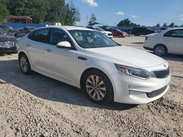  KIA OPTIMA 2017 Белы