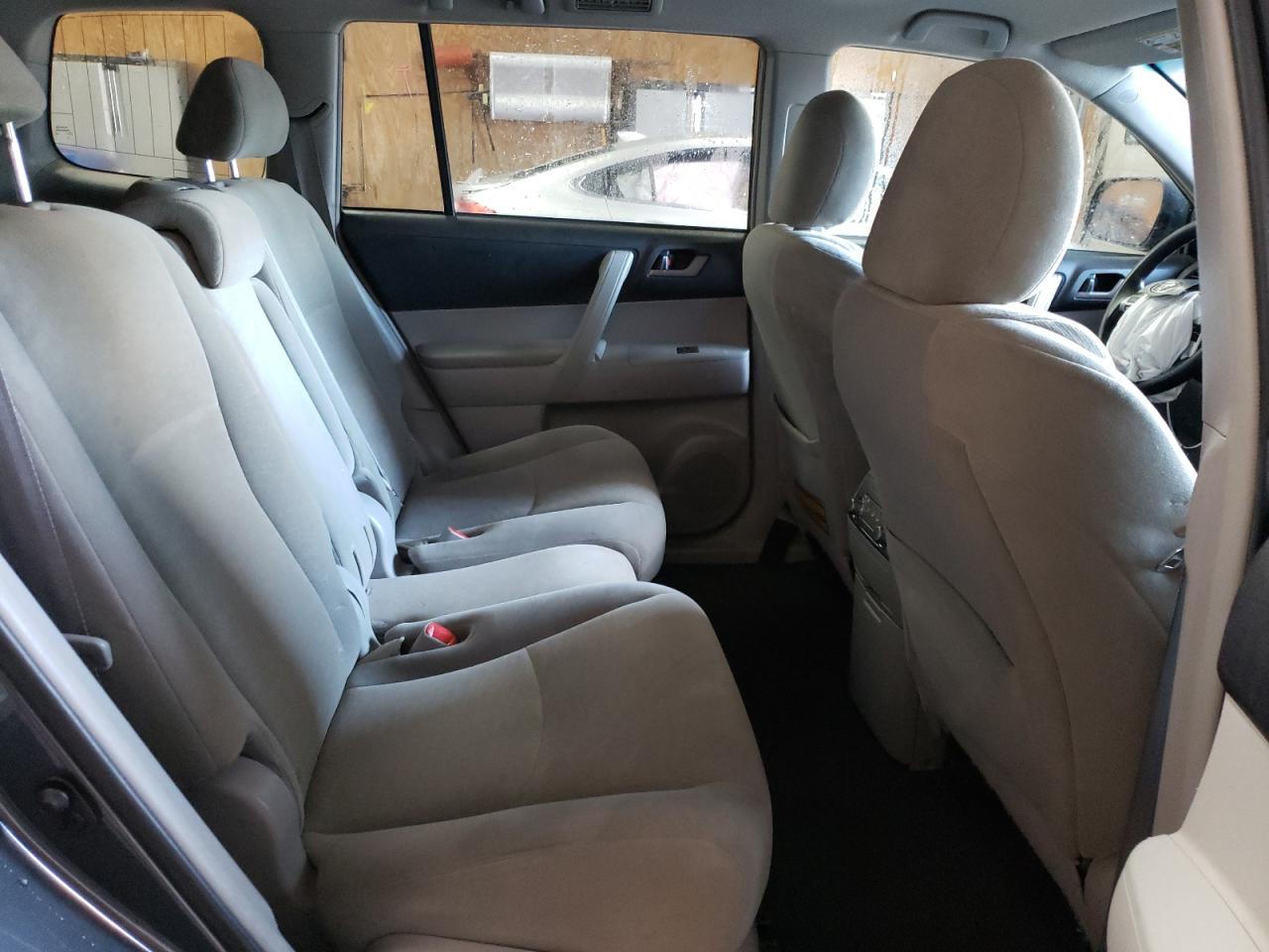 2013 Toyota Highlander Base VIN: 5TDBK3EH9DS211767 Lot: 82031885