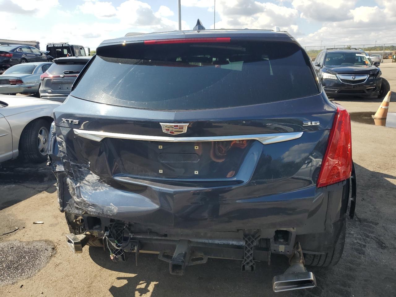 2019 Cadillac Xt5 Luxury VIN: 1GYKNCRS4KZ258661 Lot: 83960895