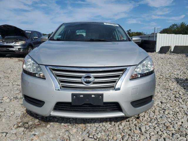 Sedans NISSAN SENTRA 2014 Srebrny