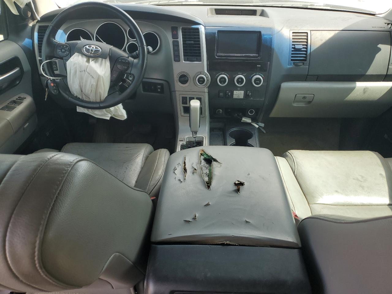 2008 Toyota Sequoia Limited VIN: 5TDBY68A08S001675 Lot: 83982125