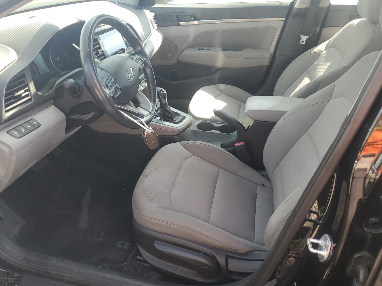 2019 Hyundai Elantra Sel VIN: 5NPD84LF1KH447296 Lot: 69404645